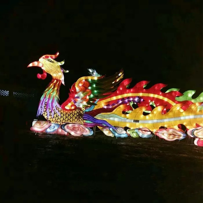 Outdoor Waterproof Chinese Silk Lanterns 60CM-30M Size for Festival Show