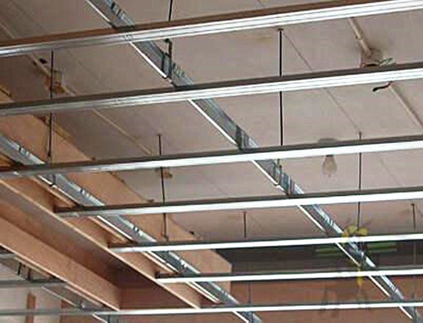 Lightweight Galvanized Stud and Track Building Steel
